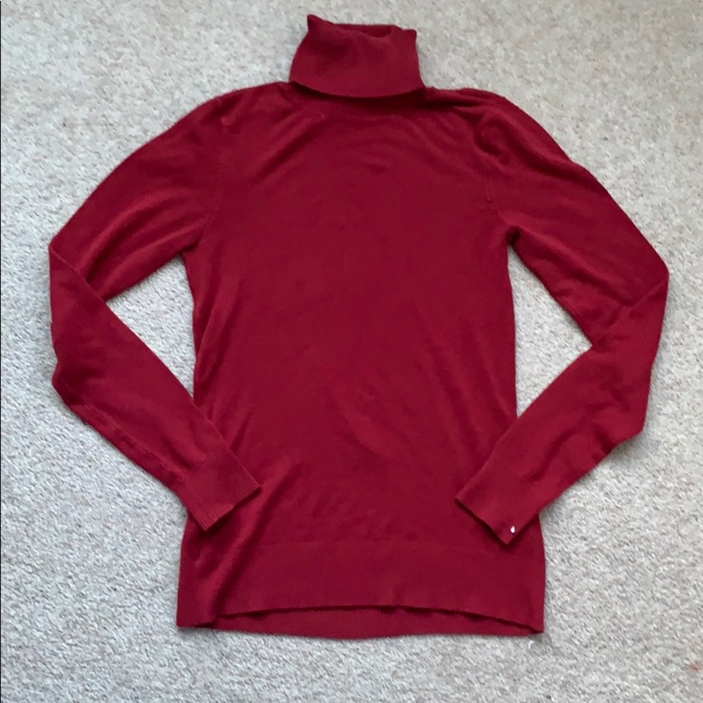 5/25 Ricki’s turtle neck